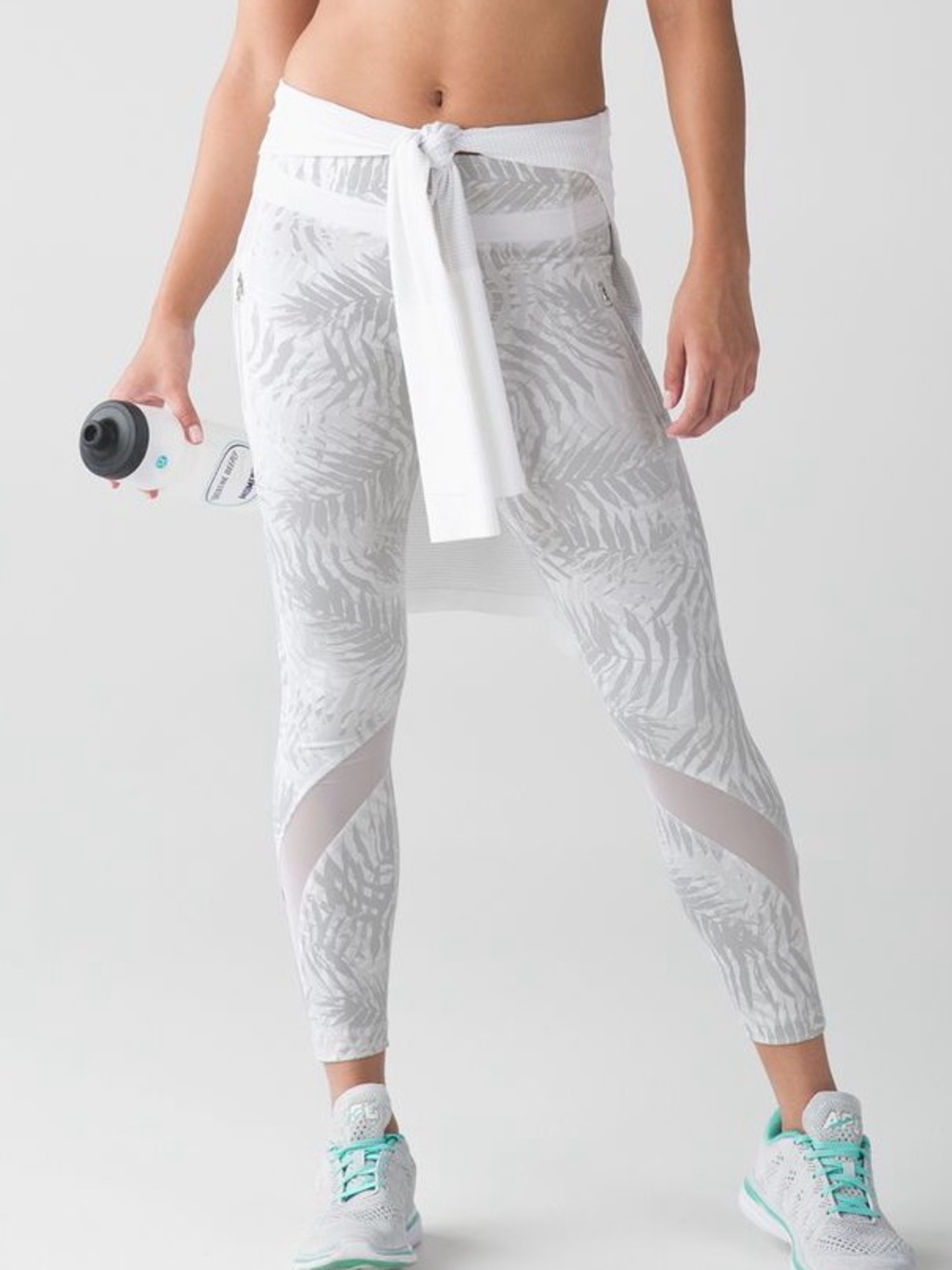 Women’s Lululemon 6 Inspire Tight II Leggings Palm Camo White Nimbus Yoga Pants